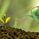 Grafico che illustra la crescita degli investimenti sostenibili con un rendimento del 7% annuo.