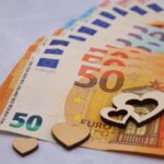 Immagine di una carta sociale con il titolo 'Social Card febbraio' e un importo di 460 euro.